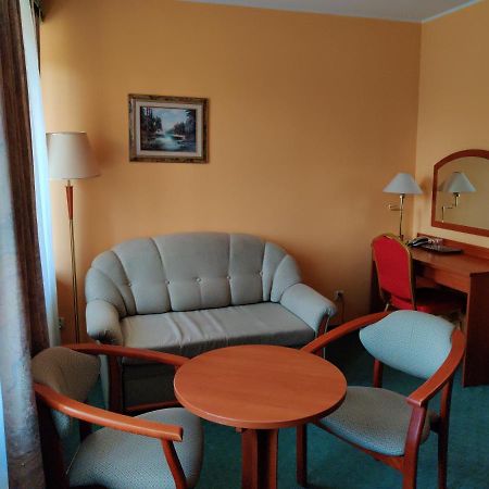 Hotel Zulawy Елблаг Екстериор снимка