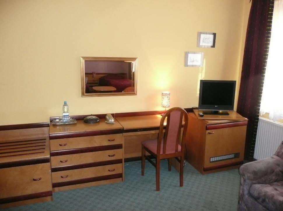 Hotel Zulawy Елблаг Екстериор снимка