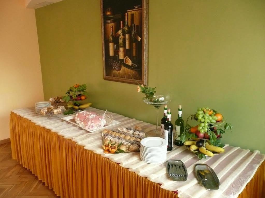 Hotel Zulawy Елблаг Екстериор снимка