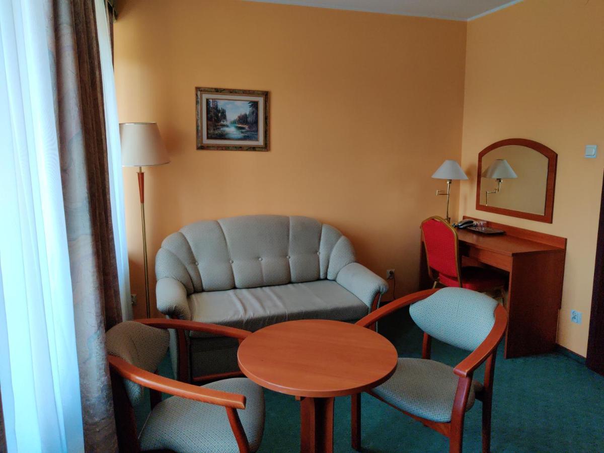 Hotel Zulawy Елблаг Екстериор снимка
