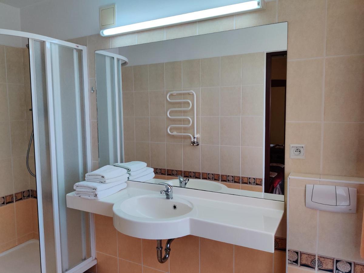 Hotel Zulawy Елблаг Екстериор снимка