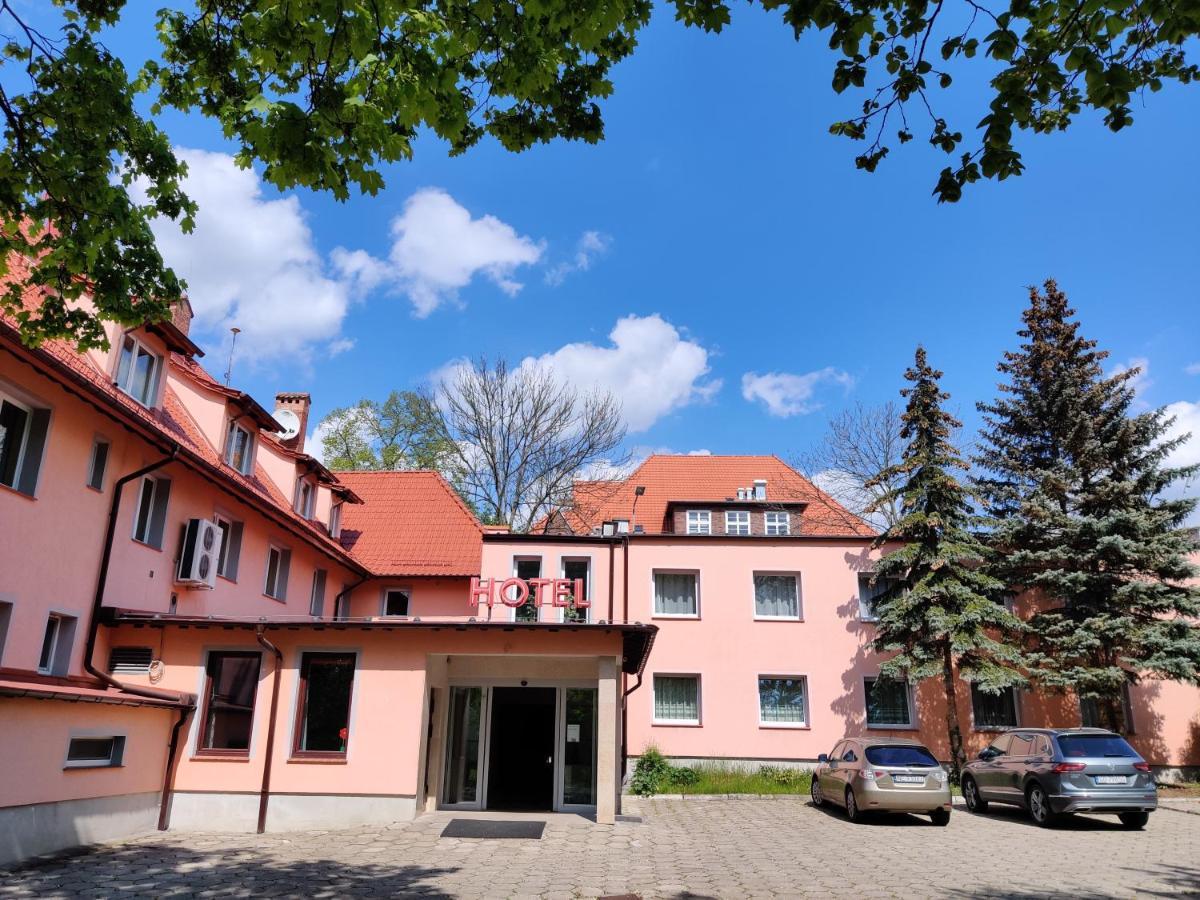Hotel Zulawy Елблаг Екстериор снимка