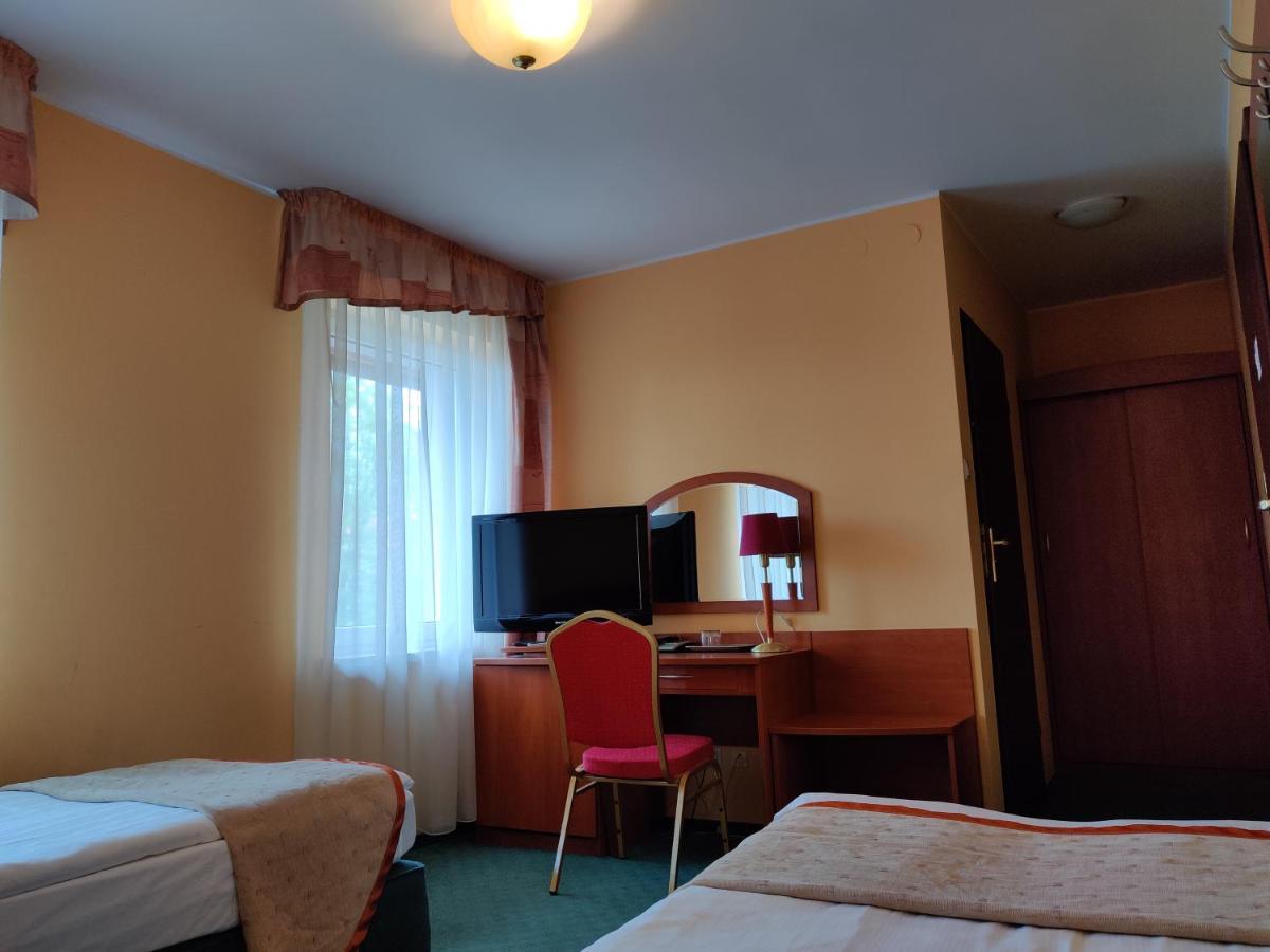 Hotel Zulawy Елблаг Екстериор снимка